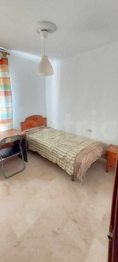 Piso En Zona Teatinos By Centric